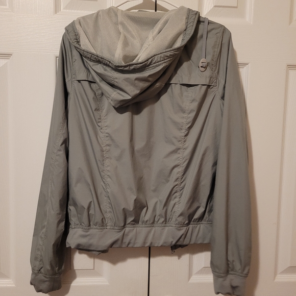 Abercrombie & Fitch jacket - Picture 3 of 3